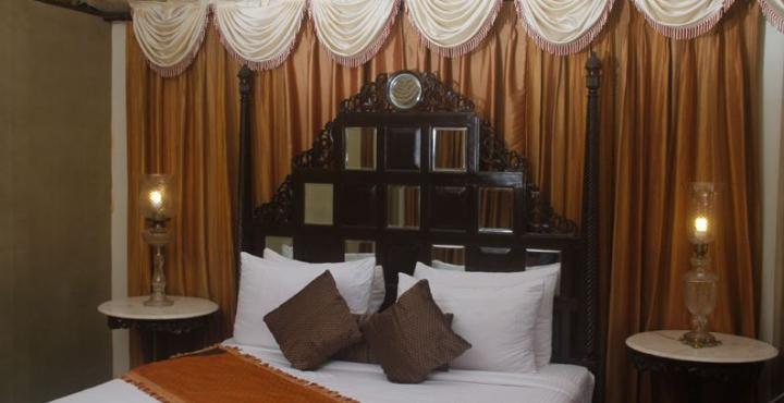 Fort Jadhavgadh -A Gadh Heritage Hotel Sasvad Esterno foto