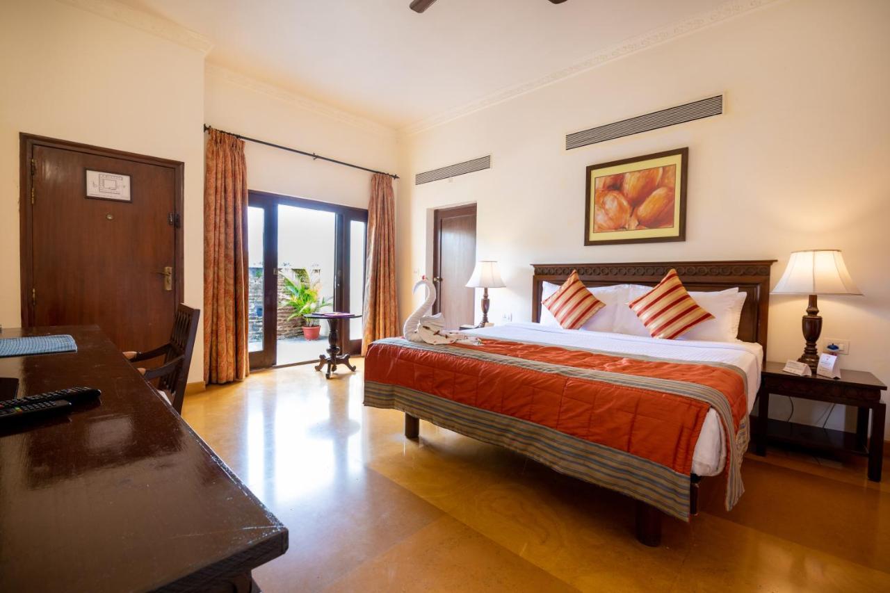 Fort Jadhavgadh -A Gadh Heritage Hotel Sasvad Esterno foto