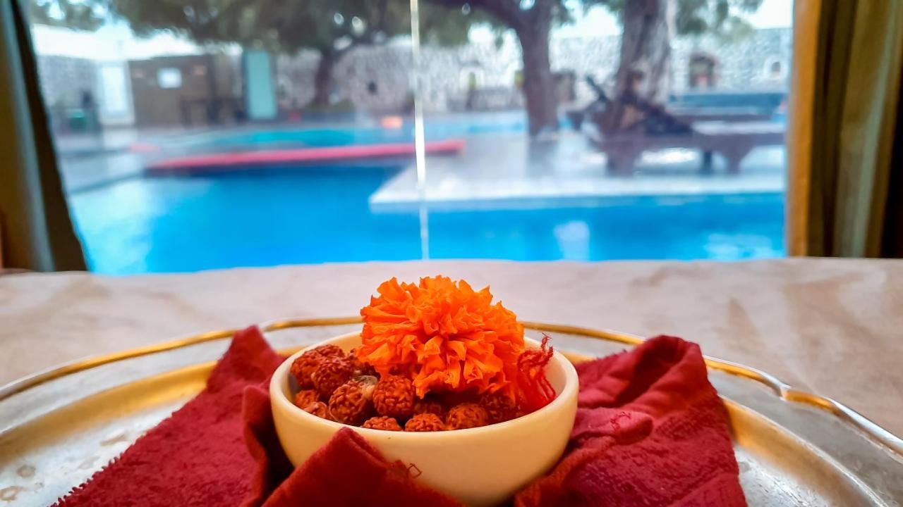 Fort Jadhavgadh -A Gadh Heritage Hotel Sasvad Esterno foto